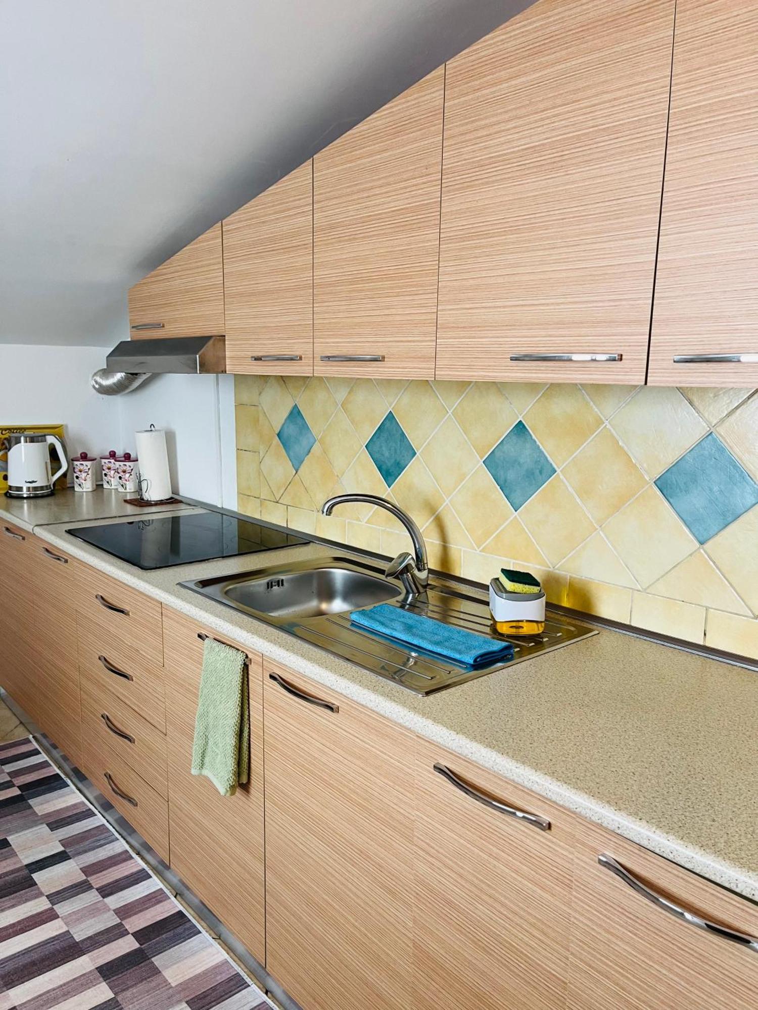 Iljazi'S Apartaments Vlorë Buitenkant foto