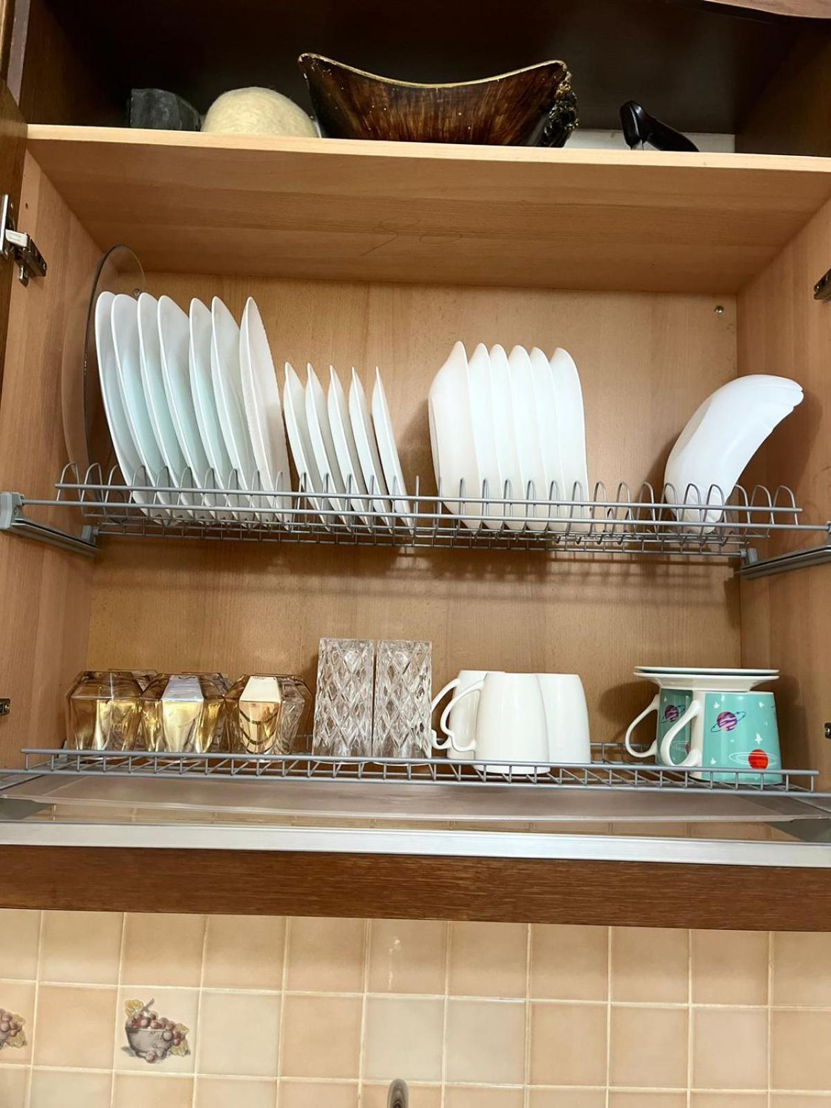 Iljazi'S Apartaments Vlorë Buitenkant foto